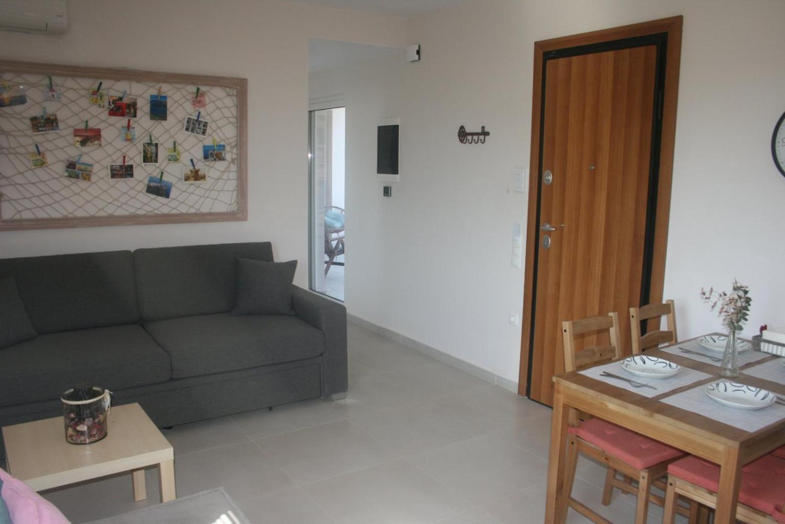 Ellie's Guesthouse, Nafplio * Aria